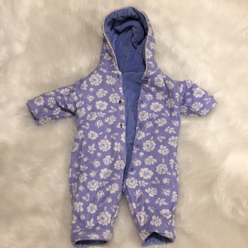new Potatoes Newborn Blue 1 Piece snow suit!